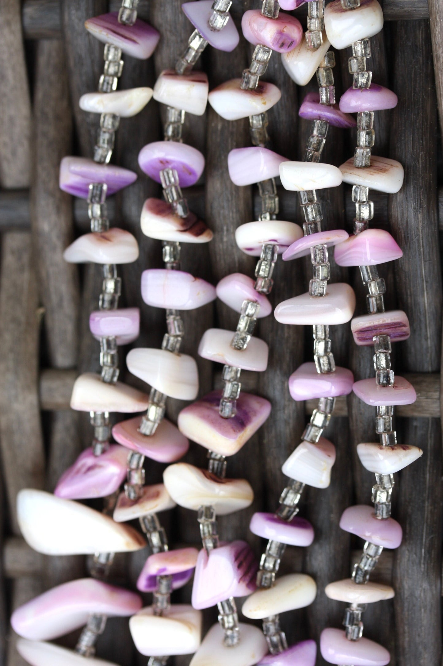 Stunning 5-stranded vintage necklace - with purple lavender mother of pearl gemstone chips and silvertone glass seed beads - beach themed