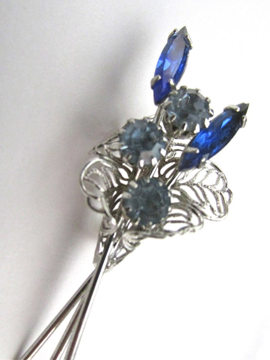 Charming vintage pin - silver filigree bouquet of beautiful rhinestone & crystal flowers in shades of blue