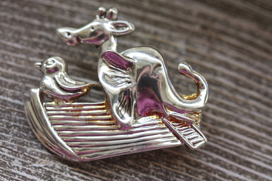 Vintage Noah's Ark pin - elephant, giraffe, bird - New View pin - signed
