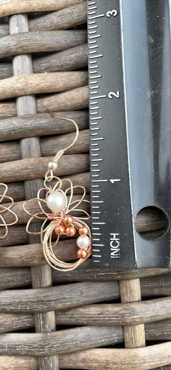 Unique vintage angel earrings - made of wrapped wire with beads