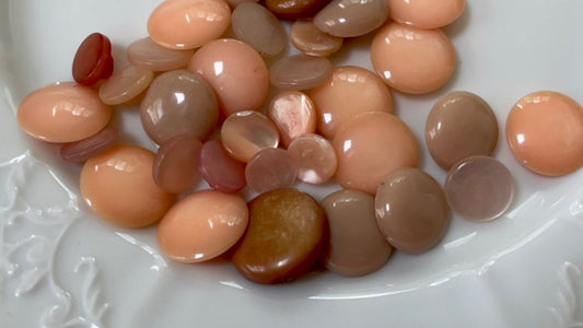 One dozen vintage buttons - Shades of peach and brown grab bag mix