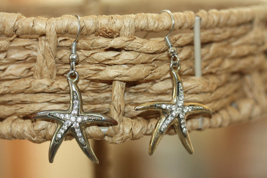 Stunning vintage starfish rhinestone dangle earrings