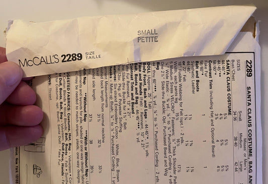 Vintage McCall’s 2289 Sewing Pattern | Christmas Holiday Crafts & Decor, Retro 1970s DIY Pattern, Santa costume and more - Cut - please read