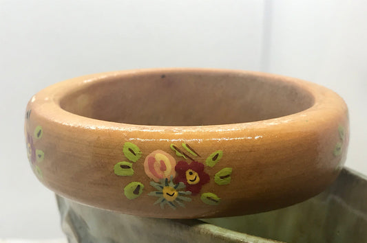 Vintage handmade/handpainted wooden vintage bangle bracelet - sweet flowers