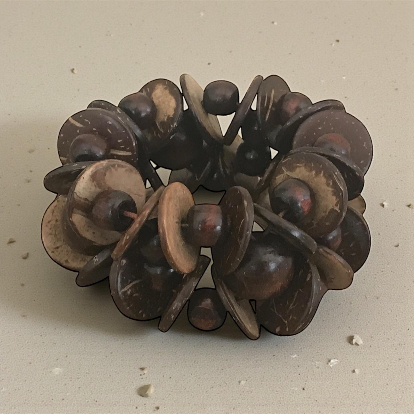 Vintage Brown Coconut Shell Bracelet | Handmade Natural Jewelry | Unique Boho Chic Accessory | Eco-Friendly Statement Piece
