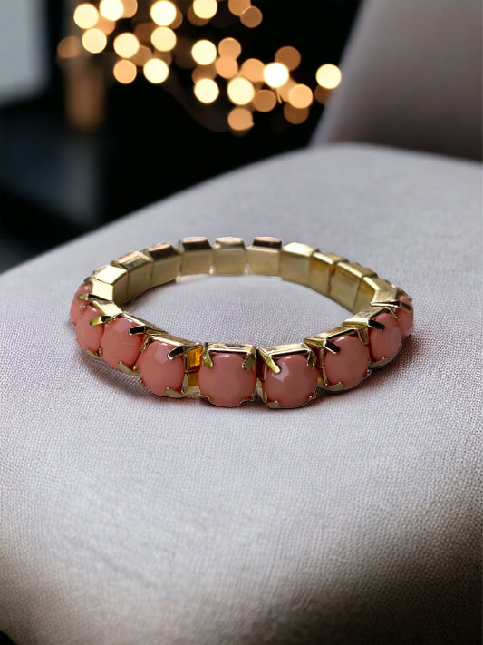 Expandable pink vintage bracelet