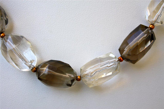Stunning vintage necklace with large faceted beads
