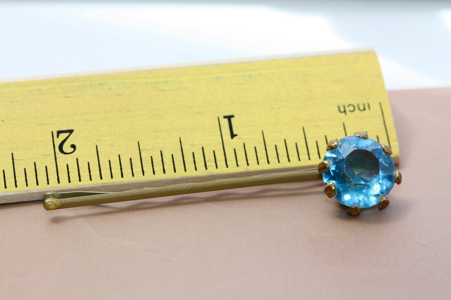 Hair pin made of upcycled stunning blue vintage rhinestone
