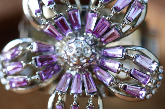 Stunning and unique vintage clear rhinestones and purple baguettes flower ring
