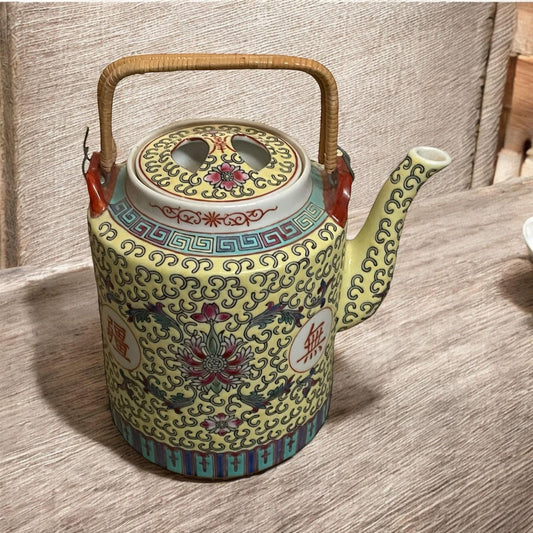 Stunning Chinese Mun Shou longevity patterned vintage teapot with double handles