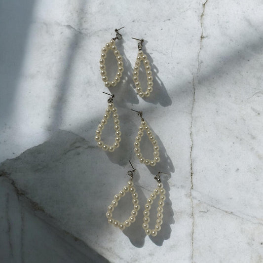 Two inch long creamy faux pearl vintage dangle earrings