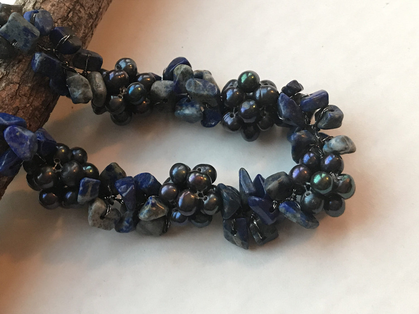 Absolutely stunning blue pearl and gemstone chips vintage necklace
