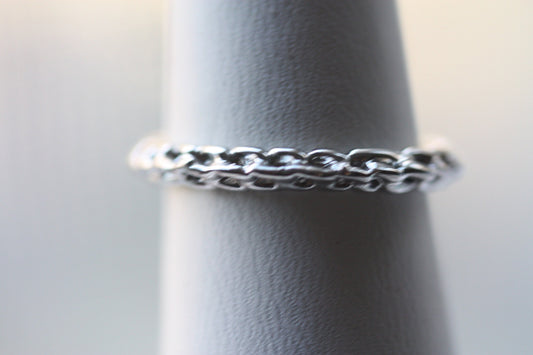 Stunning vintage costume ring - braided silvertone metal