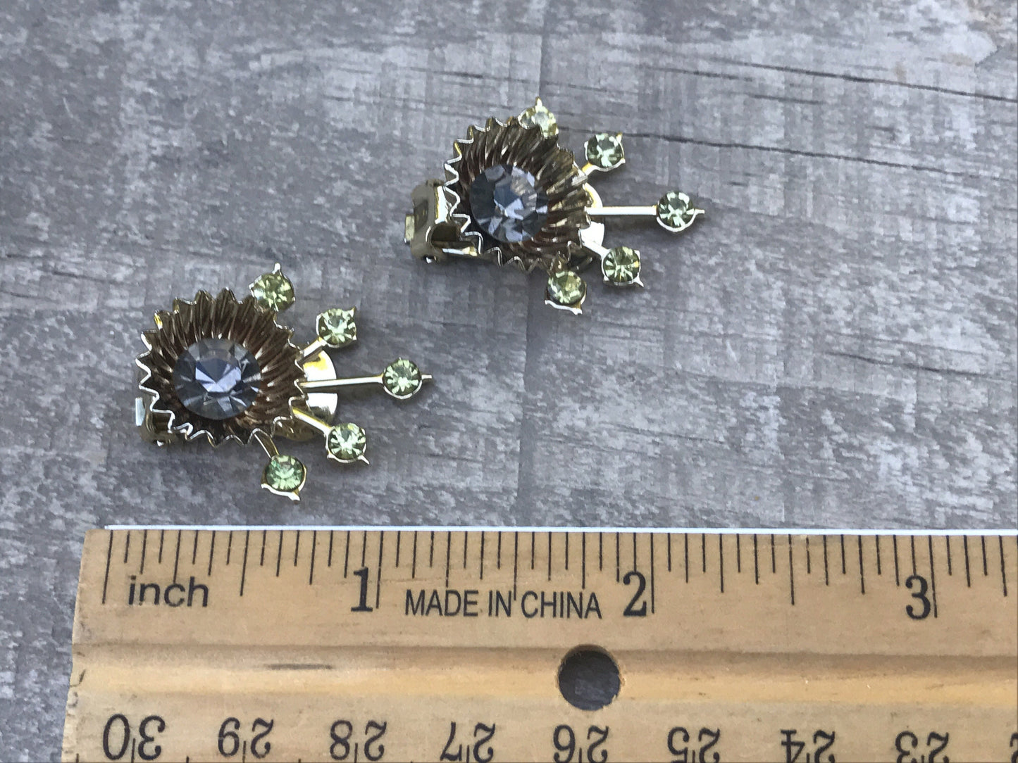 Unique and fun vintage floral rhinestone clip earrings