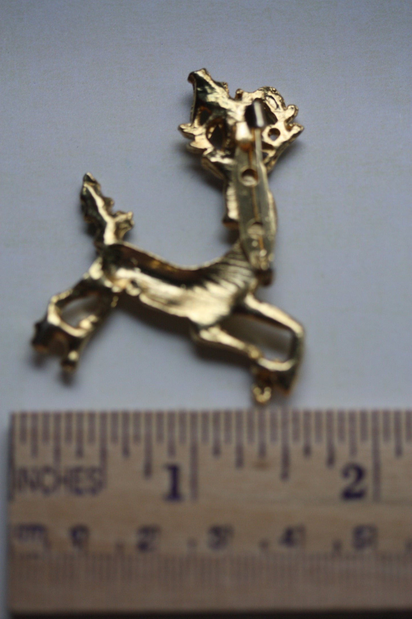 Stunning vintage Christmas pin - Reindeer