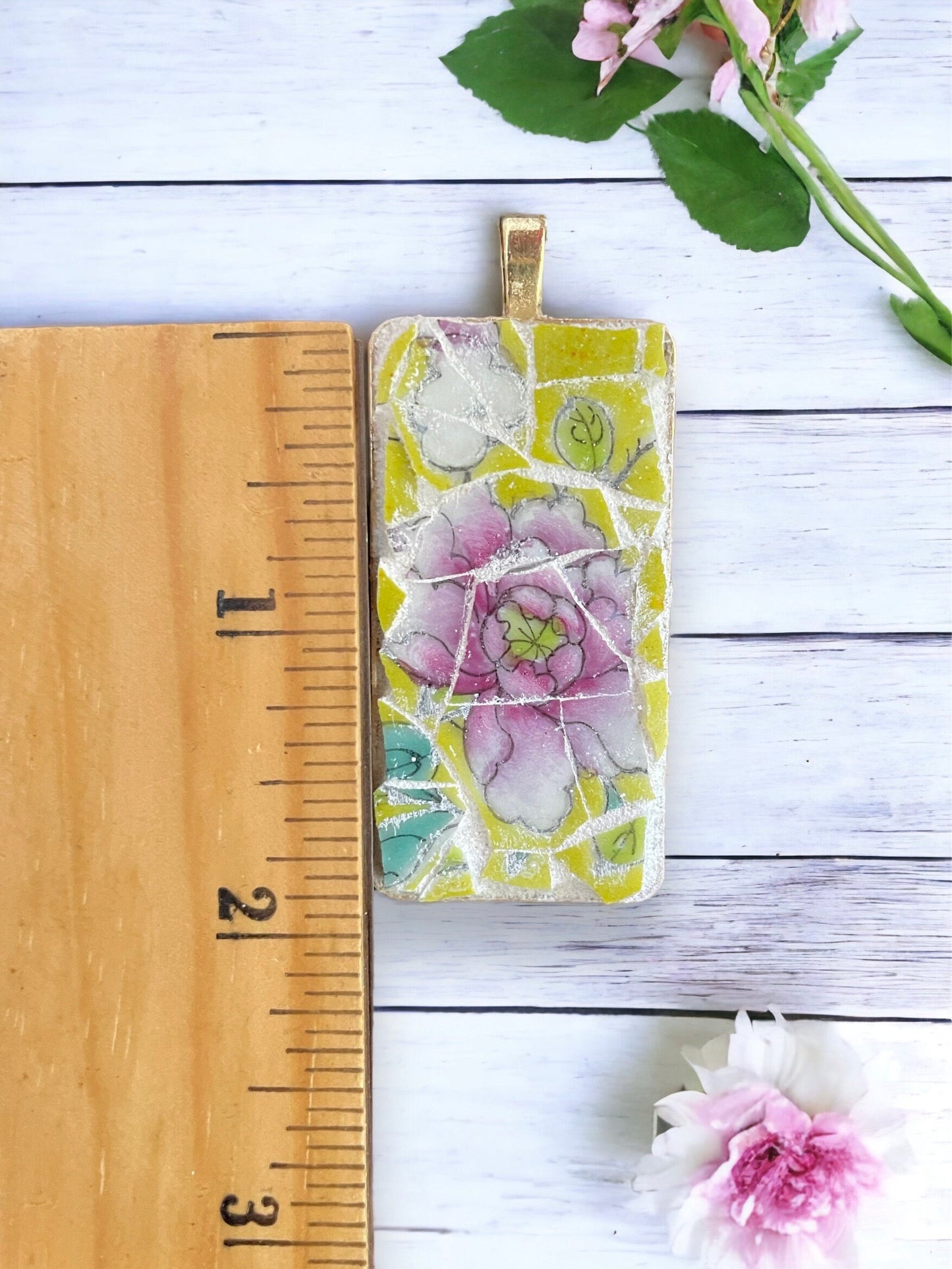 Handmade mosaic floral necklace - made of an upcycled broken vintage plate