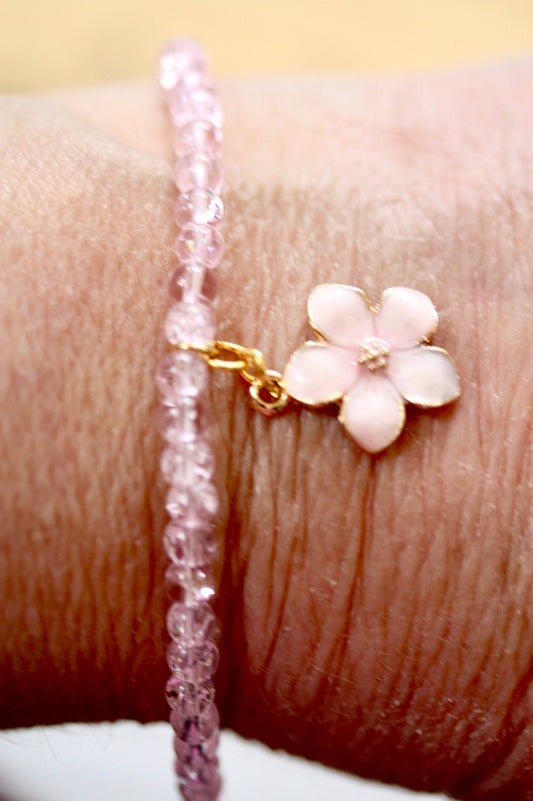 S I M P L E elegant timeless pink enamel flower bracelet with light pale pink crackle glass beads