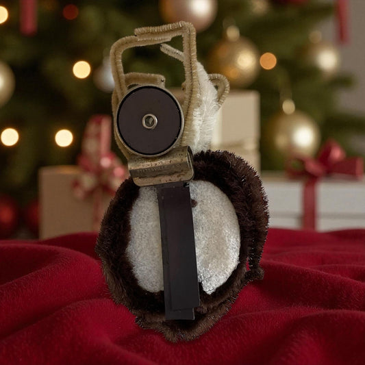 Handmade Vintage Reindeer Magnet – Pipe Cleaner & Styrofoam Holiday Decoration – Retro Christmas Fridge Magnet