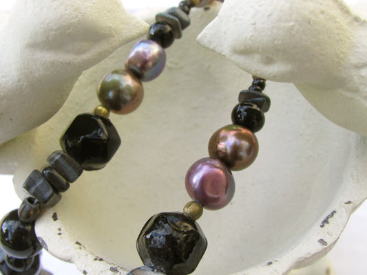 Purple pearls, bronze pearls, Black and gold art glass & semi-precious stone chips - vintage artisan necklace