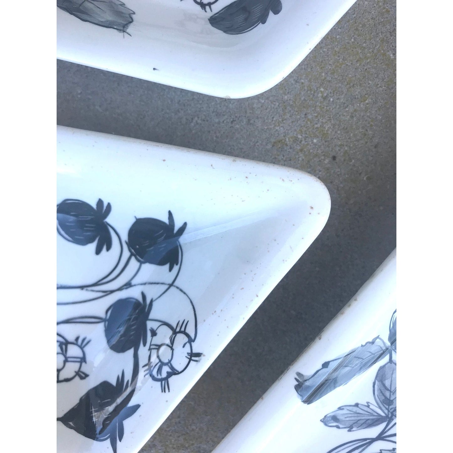 5-piece set of uniquely shaped black and white dishes - numbered and signed "Made in Italy" - needs a little TLC