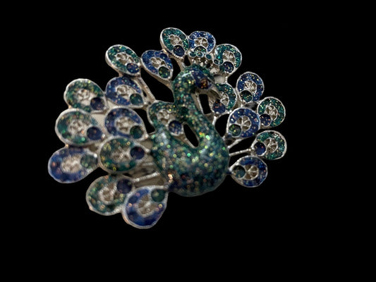Stunning vintage sparkly peacock pin/brooch