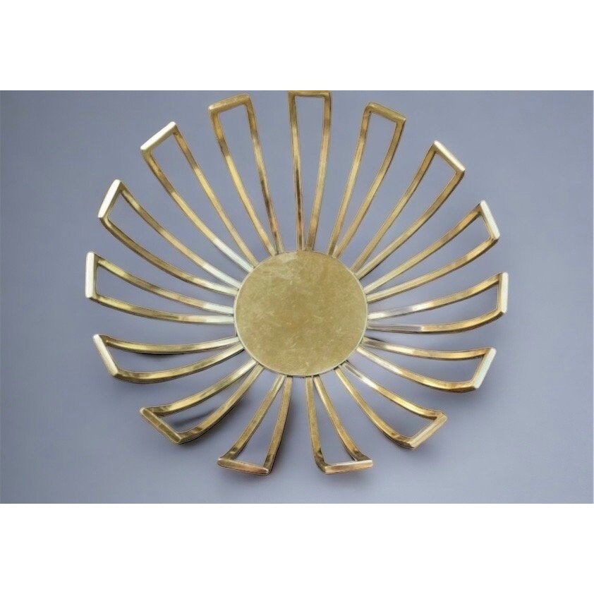 Stunning mid century modern style bowl - goldtone - starburst design - For decoration only (NOT for food use)