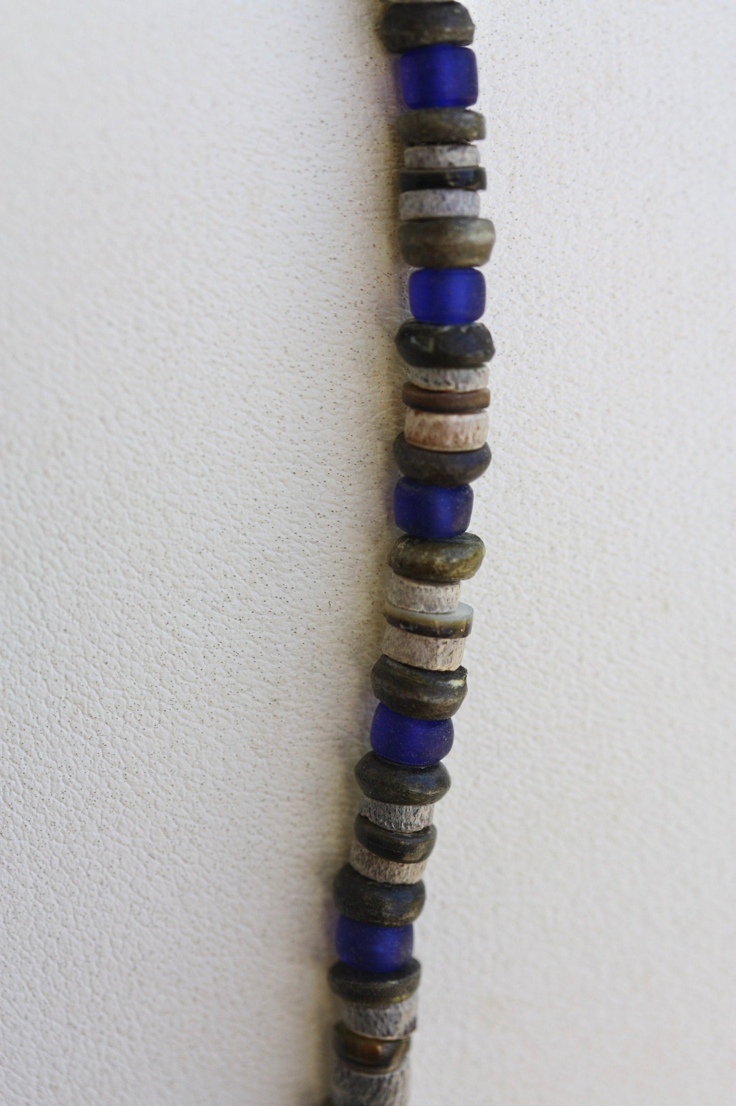 Mixed materials - heishi beads and tiny royal blue glass simple stunning vintage necklace