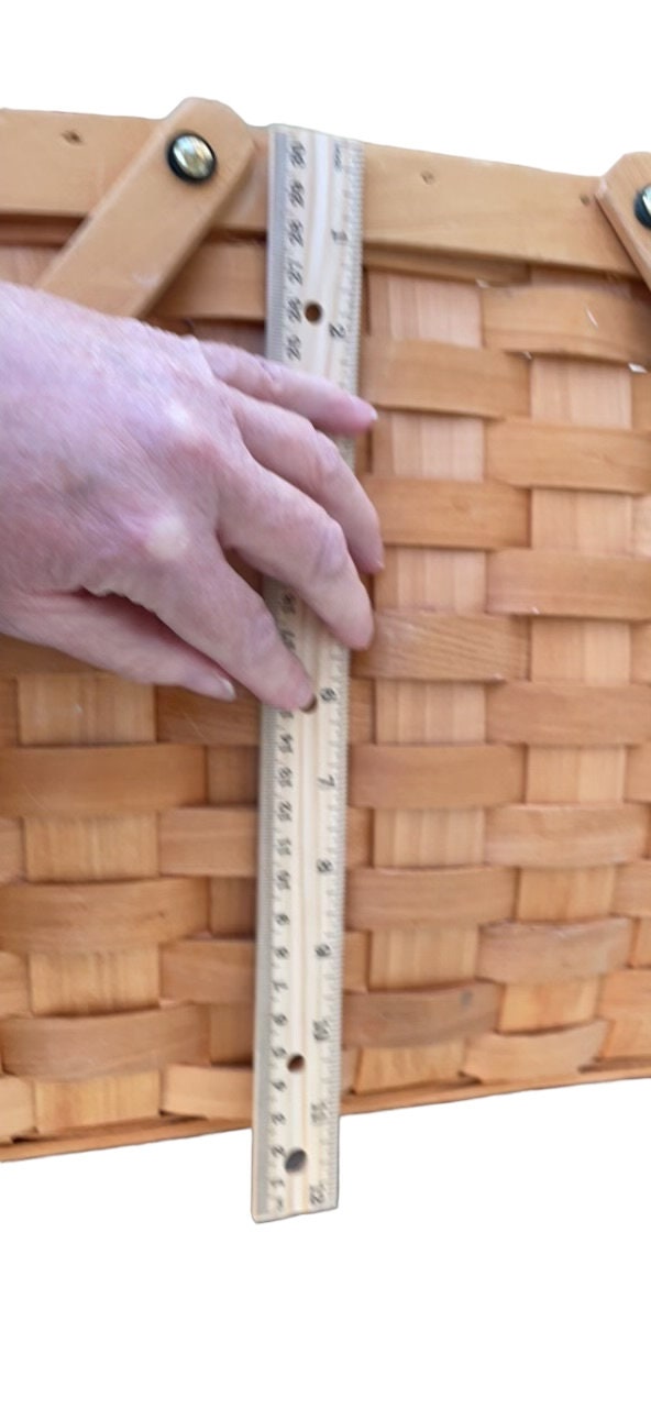 Large Picnic Basket - Woven Sturdy Wicker, Spacious 16" Wide x 11" Tall