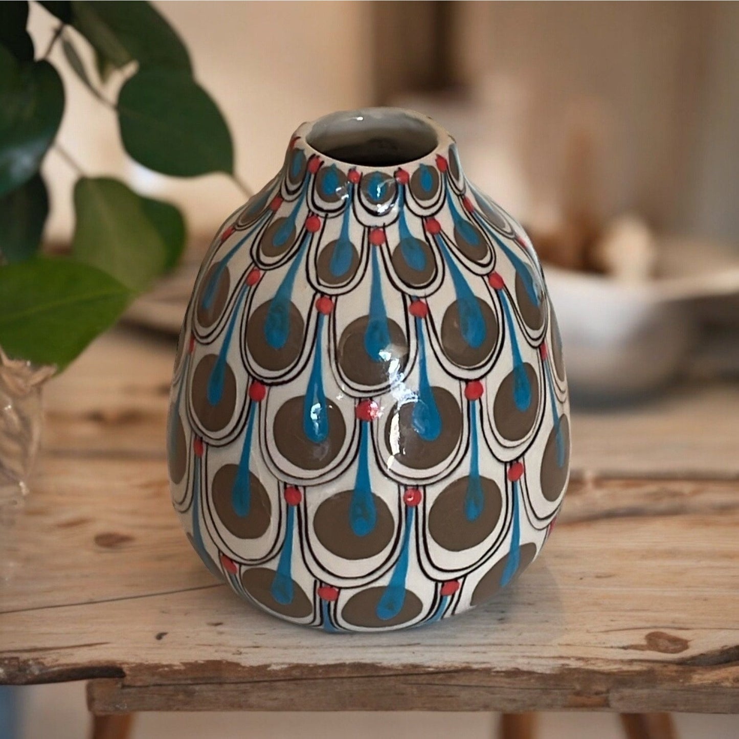 Stunning handcrafted Guatemalan vase - ceramic vintage brushstroke vase