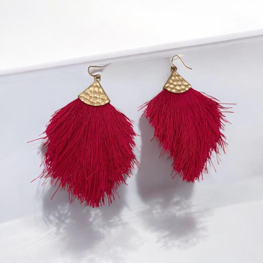 Stunning vintage pink and gold tassel dangle earrings