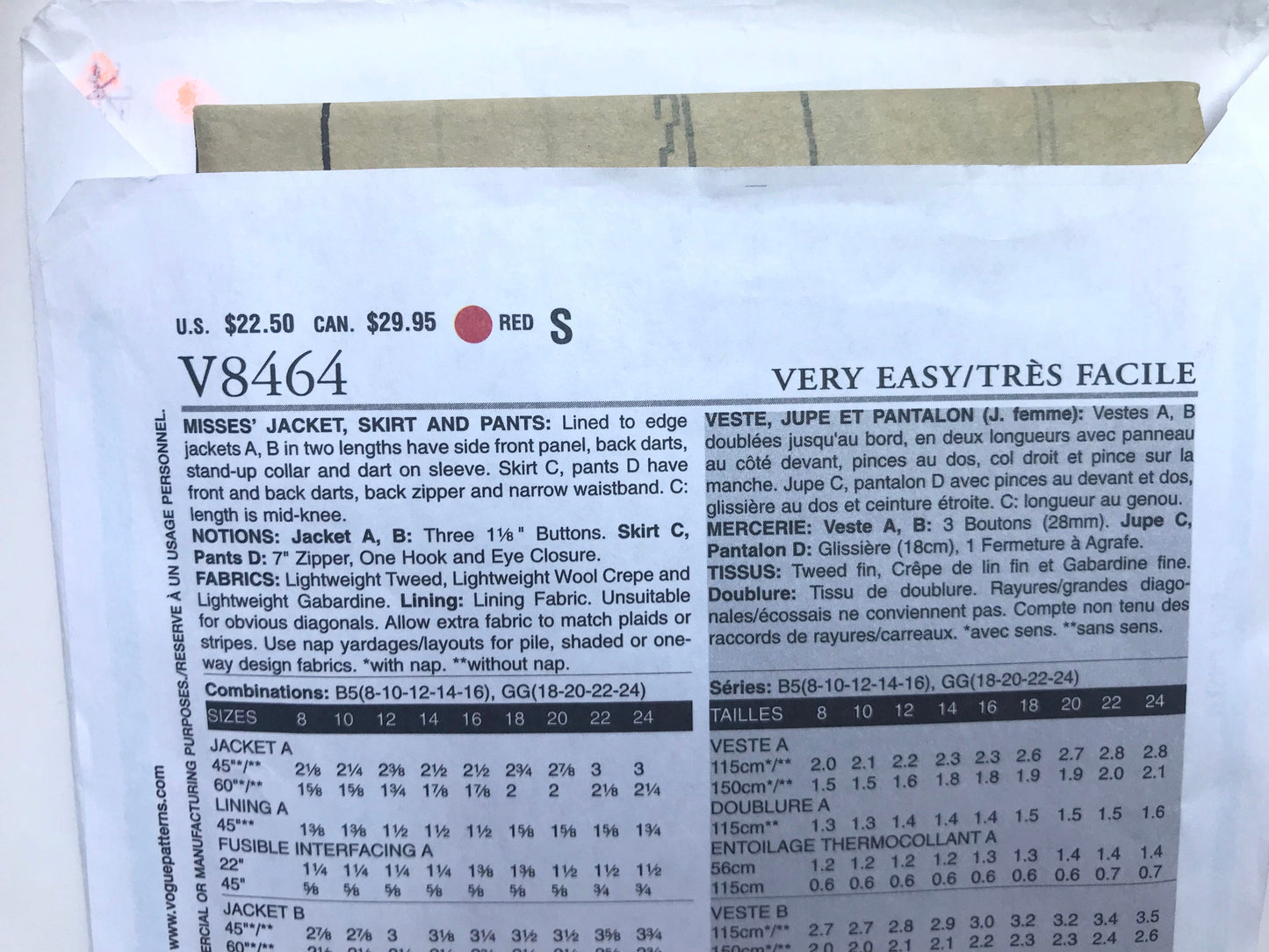UNCUT Sewing Pattern - Very Easy Vogue 8464 (V8464) Sizes 18, 20, 22, 24 - Jacket, Pants and Skirt