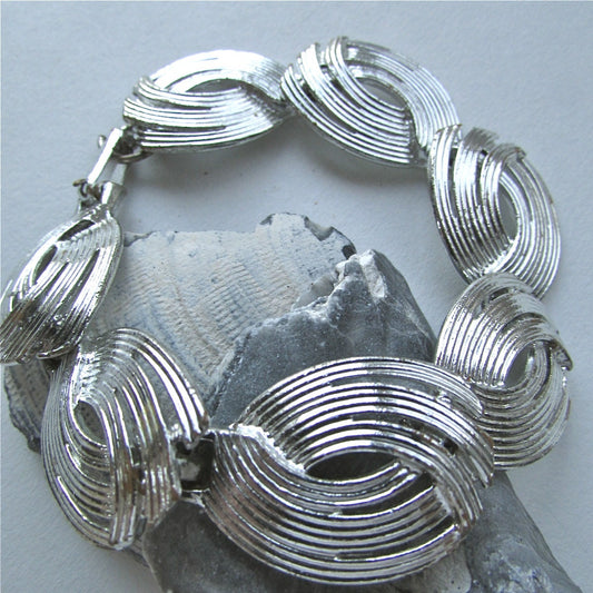 Oval panel bracelet - vintage - silvertone