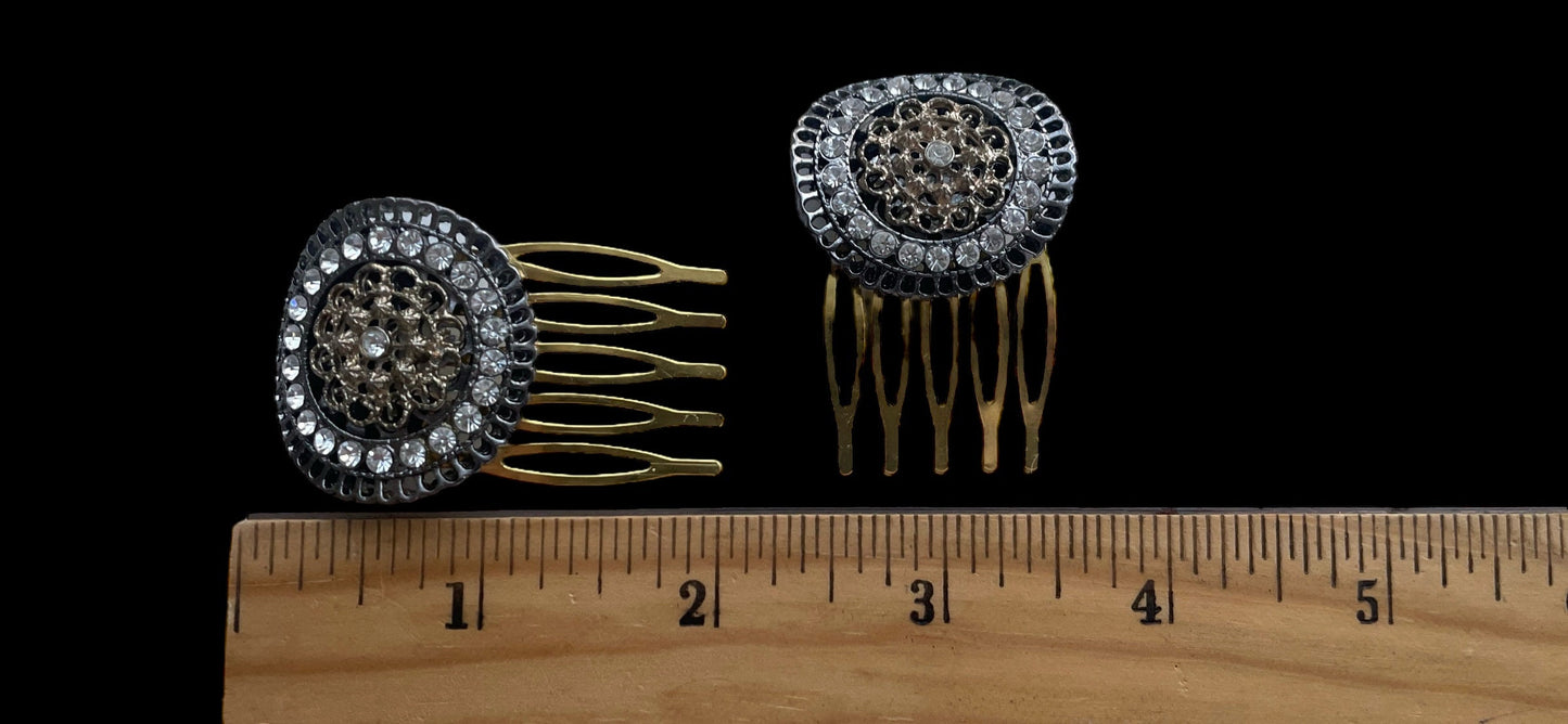 Pair of rhinestone studded 1" hair clips