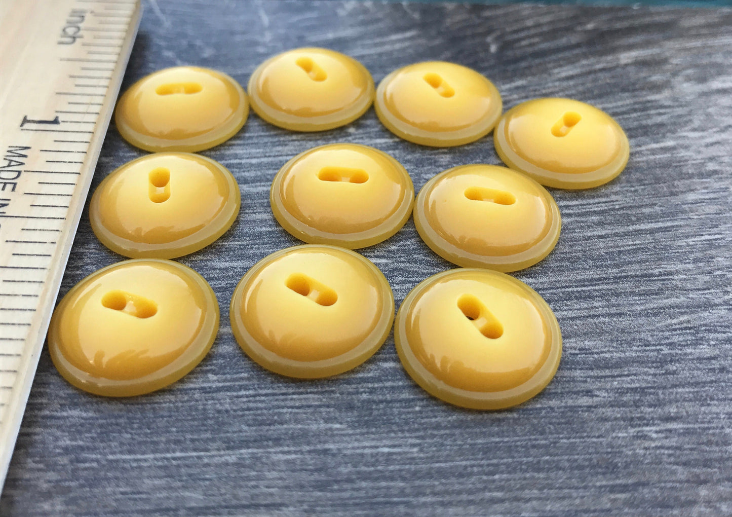 Lot of vintage buttons - yellow