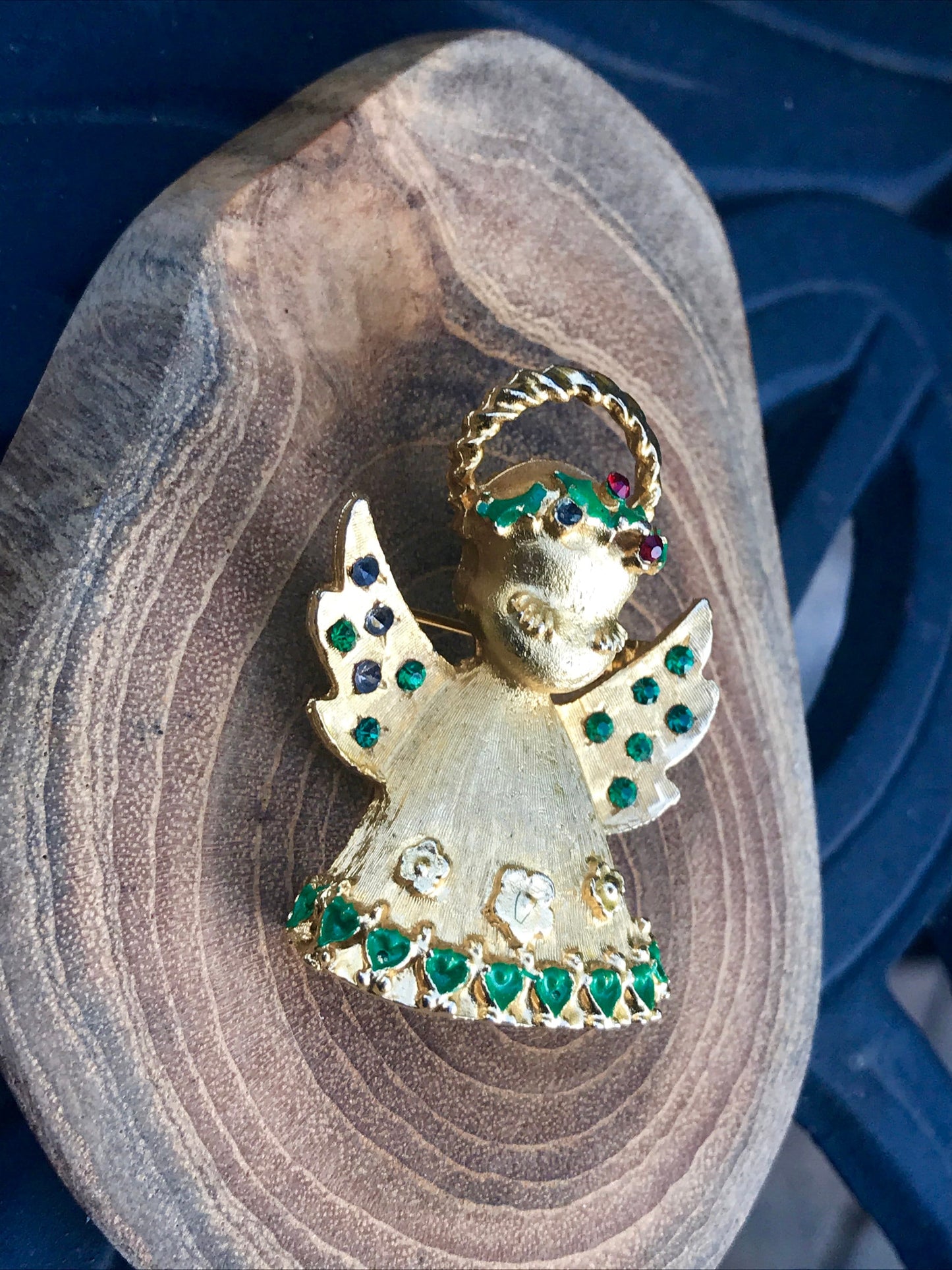 Vintage angel pin - goldtone with rhinestones - just a bit of a fixer upper