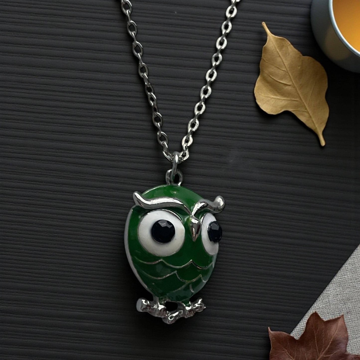 Vintage Green Enamel Owl Necklace Silver Tone Chain Cute Animal Pendant