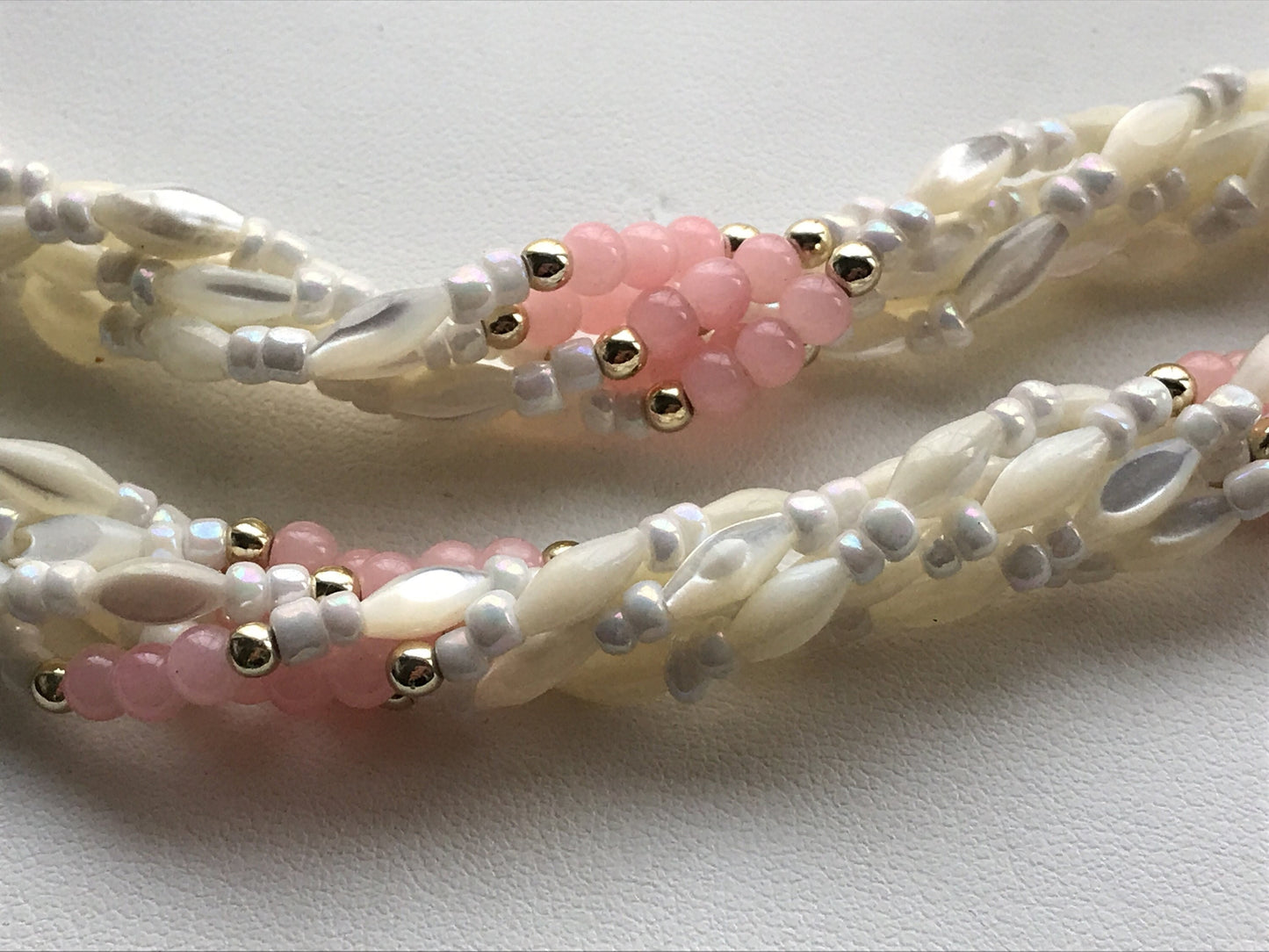 Stunning rose quartz and pearl long vintage necklace