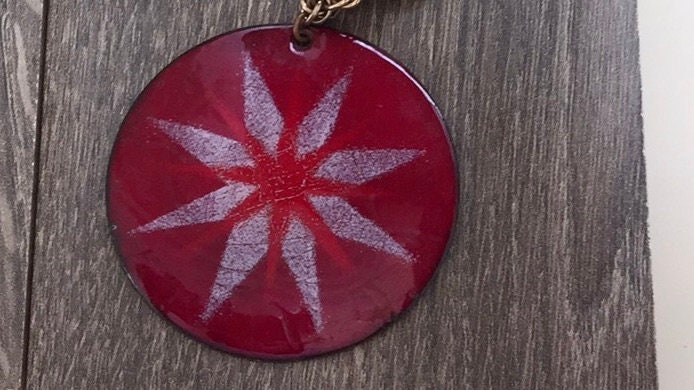 Unique mid century modern vintage enamel on copper necklace - red