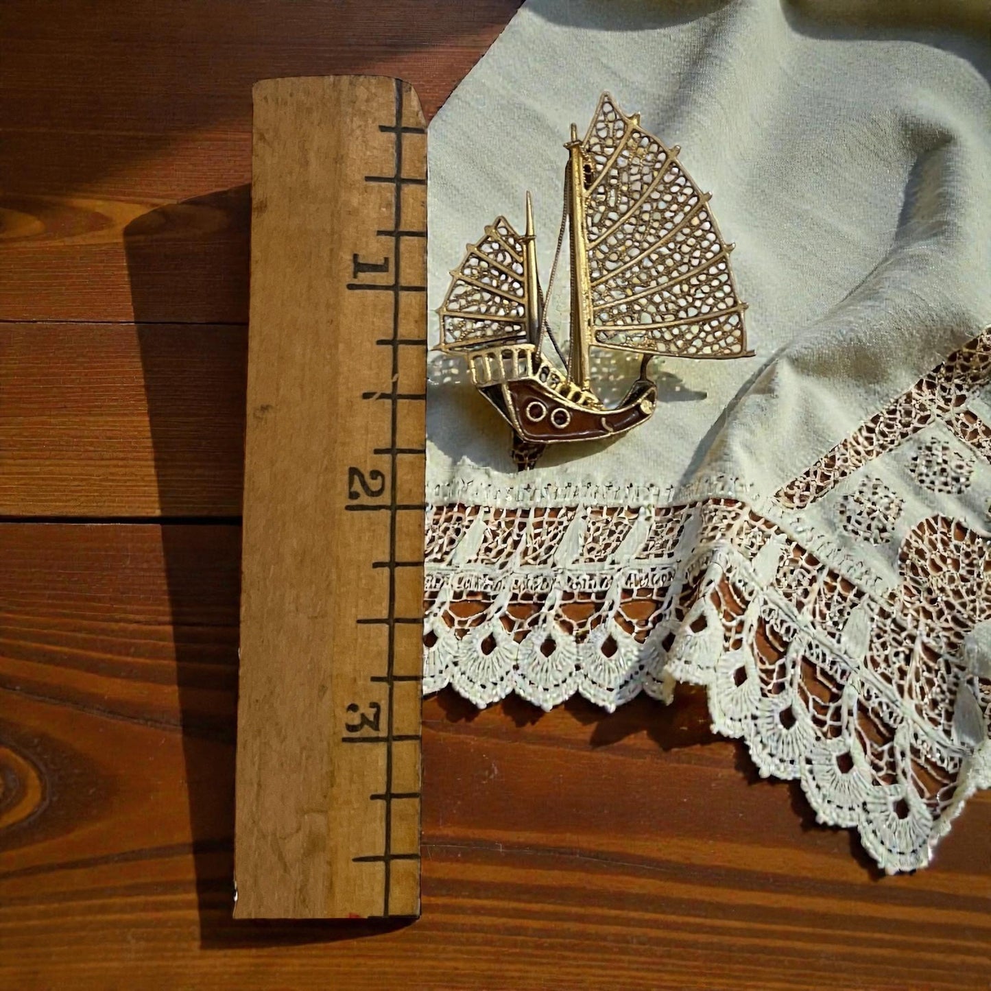 Vintage 800 Silver Filigree Sailboat Pin – Signed 800 • Intricate Asian Junk Ship Brooch • Collectible Sterling-Grade Maritime Jewelry