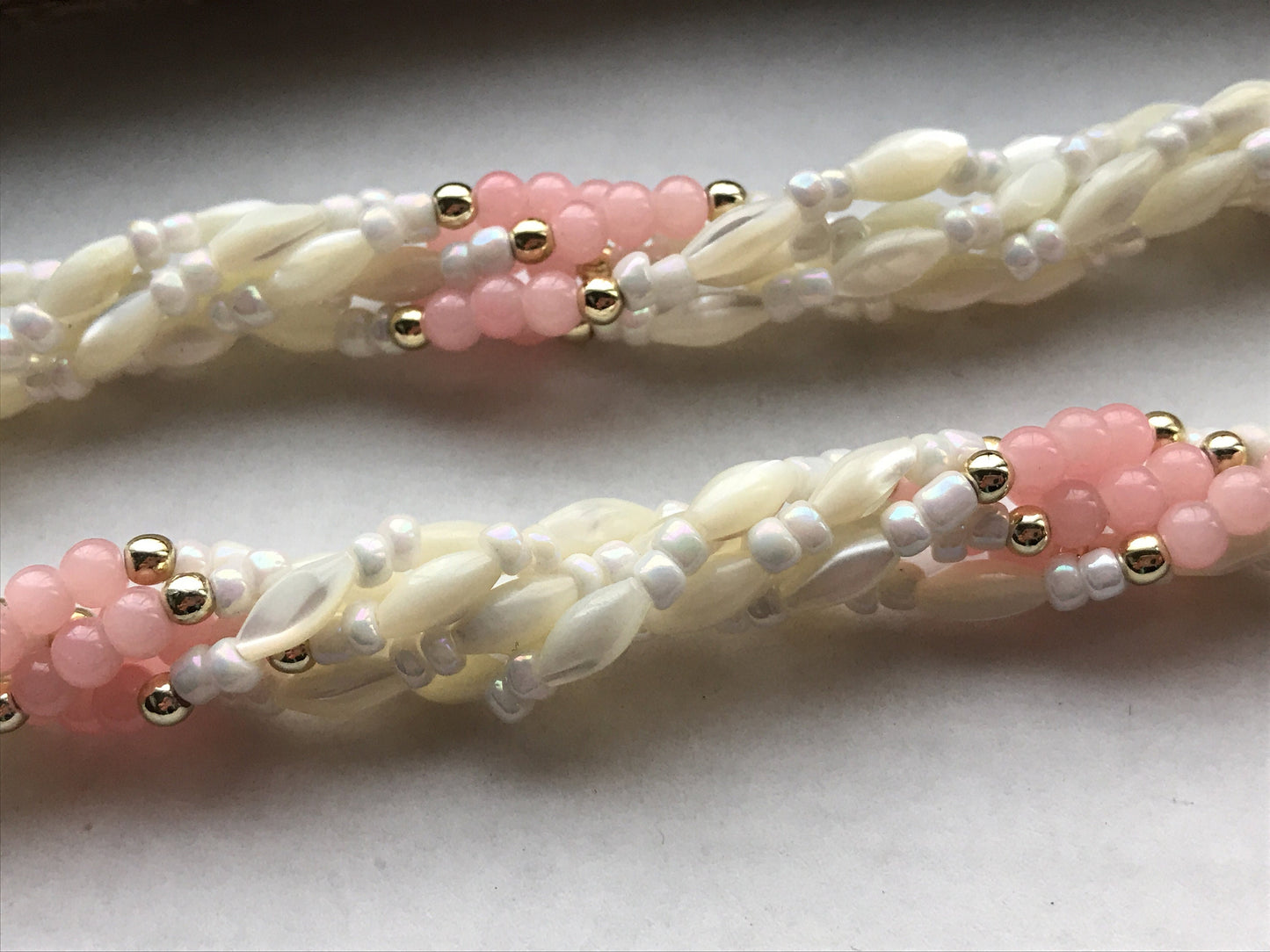 Stunning rose quartz and pearl long vintage necklace
