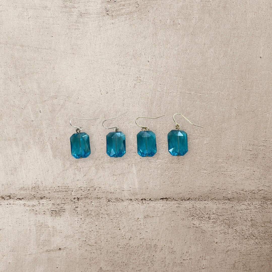 Simple blue faceted crystal drop earrings