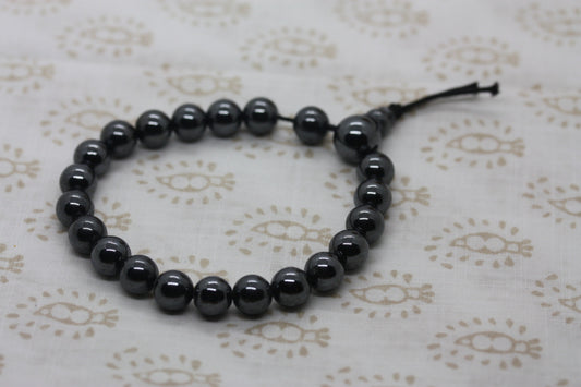 Stunning vintage deep silvery gray hematite bracelet one size fits all