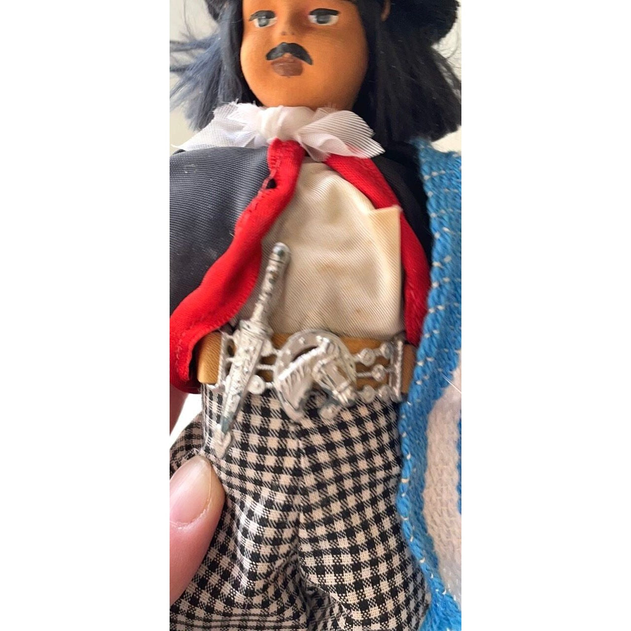 Vintage Mexican? male ollectible art doll figurine with hat