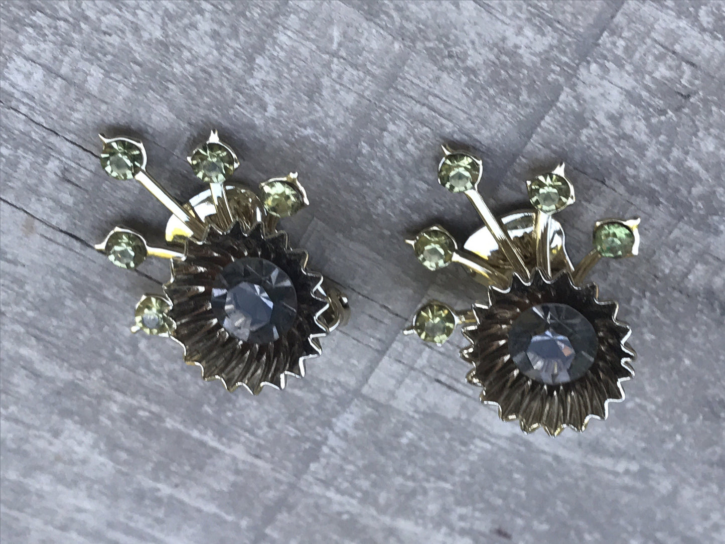 Unique and fun vintage floral rhinestone clip earrings