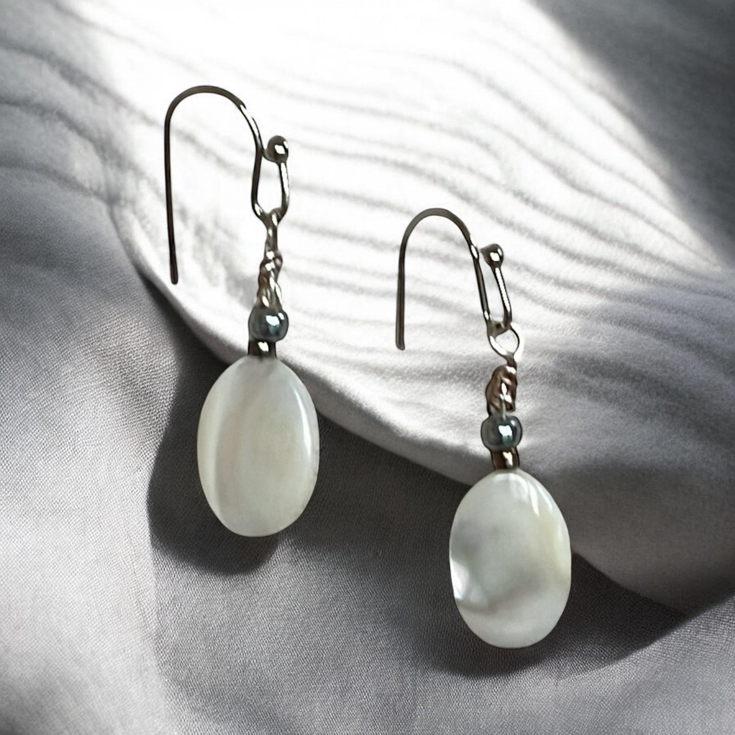 Oval Mother of Pearl Dangle Earrings – Handmade Shell Earrings, Boho Chic Jewelry, Lightweight Gift for Her, Natural Drop Earrings