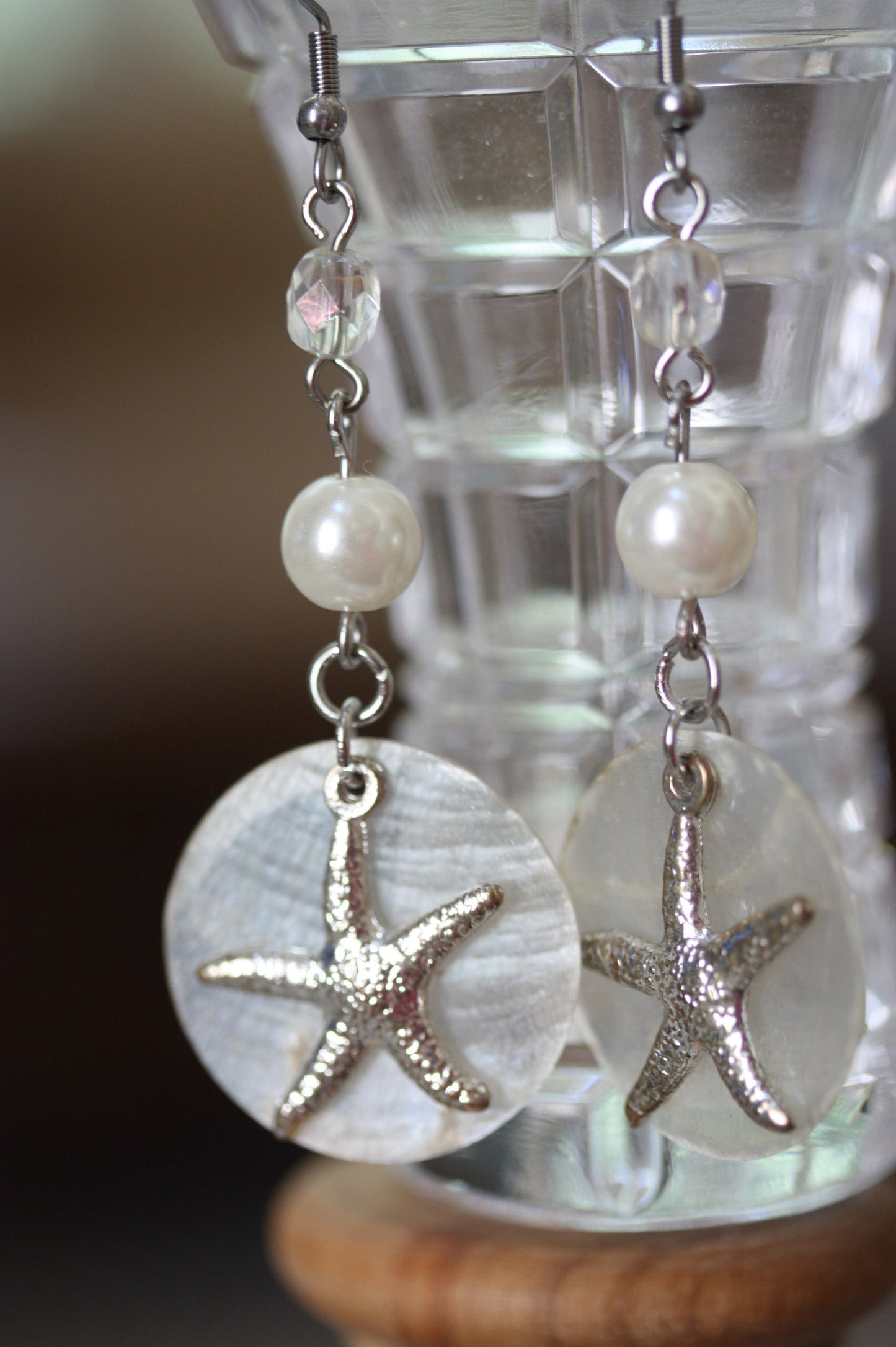 Capiz shell, faux pearl and silvertone starfish beach themed dangle earrings