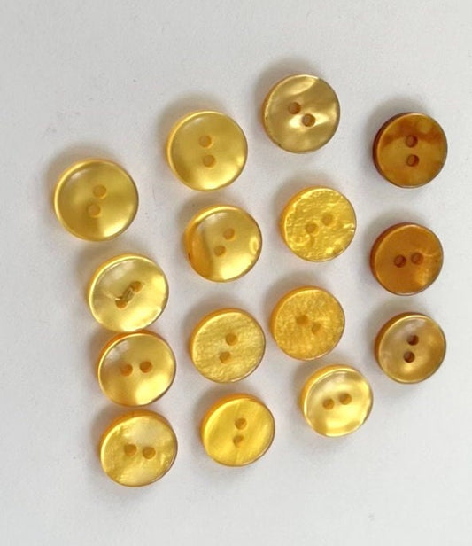 Lot of yellow gold iridescent vintage buttons - flat backs