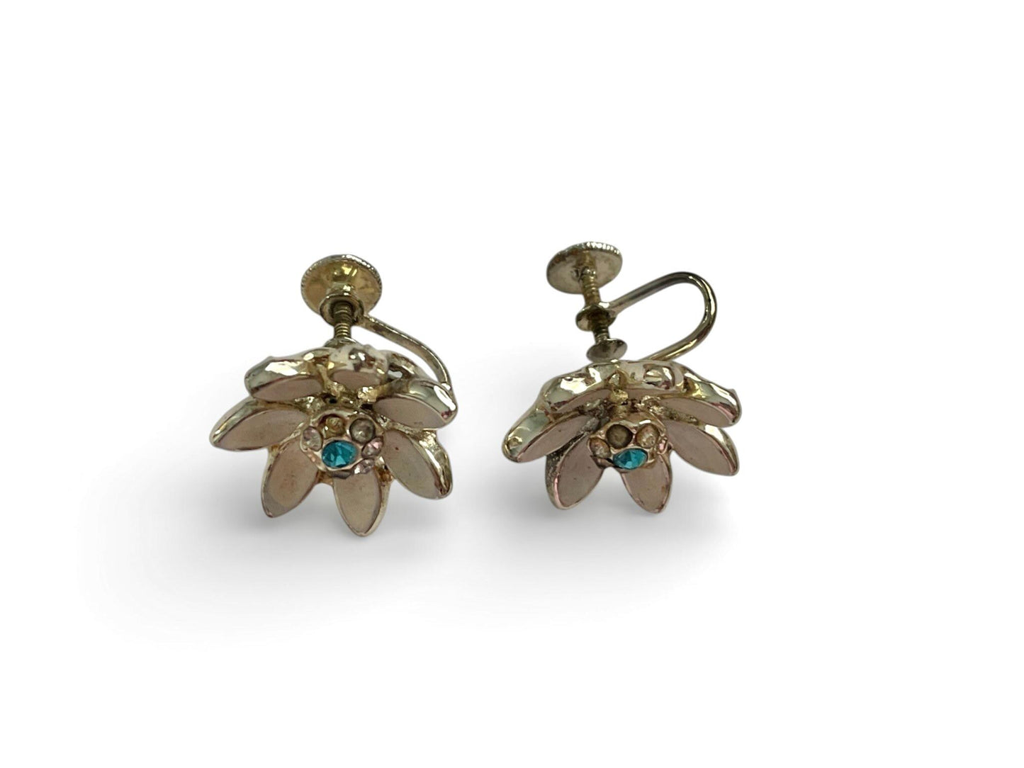 Vintage 1950s Flower Earrings – Cream Enamel & Aqua Rhinestone – Gold Tone Screw Back – Retro Spring Floral Jewelry