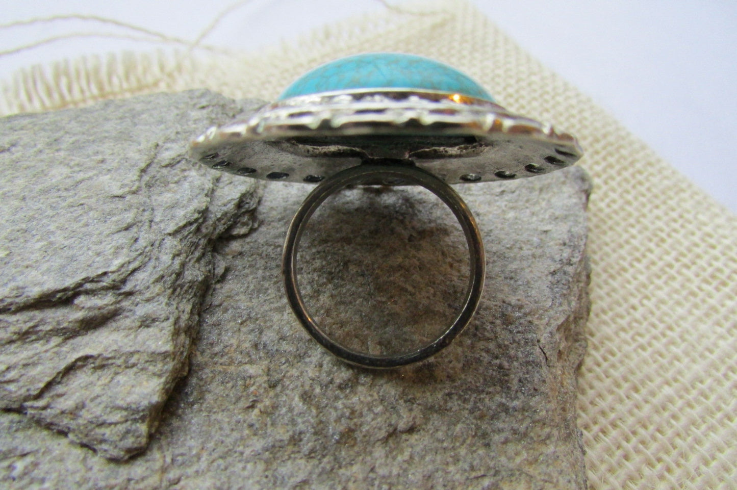 Vintage ring - large faux turquoise center