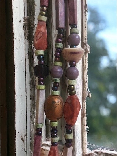 Stunning & unique vintage mixed material, multi-strand vintage necklace